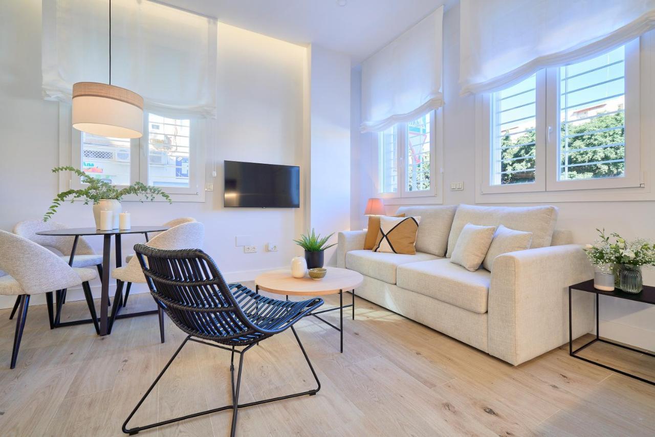 Апартаменты Lofts Parque De Huelin Малага Экстерьер фото